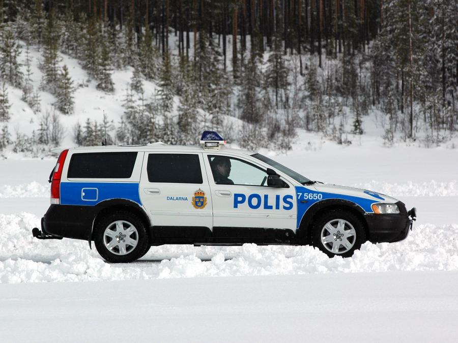  Volvo V70 XC Police 2000 года  (фото 2 из 4)